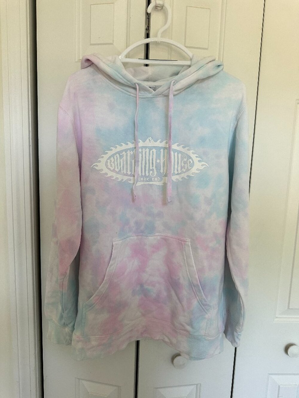 Boarding House Surf Shop Cape Cod Tie Dye Hoodie in Cotton Candy, Size M